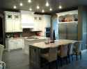 White Kitchen Cabinets 